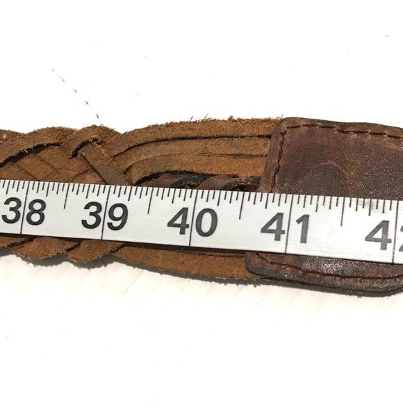 Vintage Genuine Leather Woven Belt Floral Engraved 4” Medallion Buckle Belt M/L - Picture 9 of 10